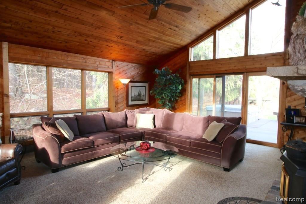 3770 Clyde Road Holly, MI 48442 - Photo 10 of 34