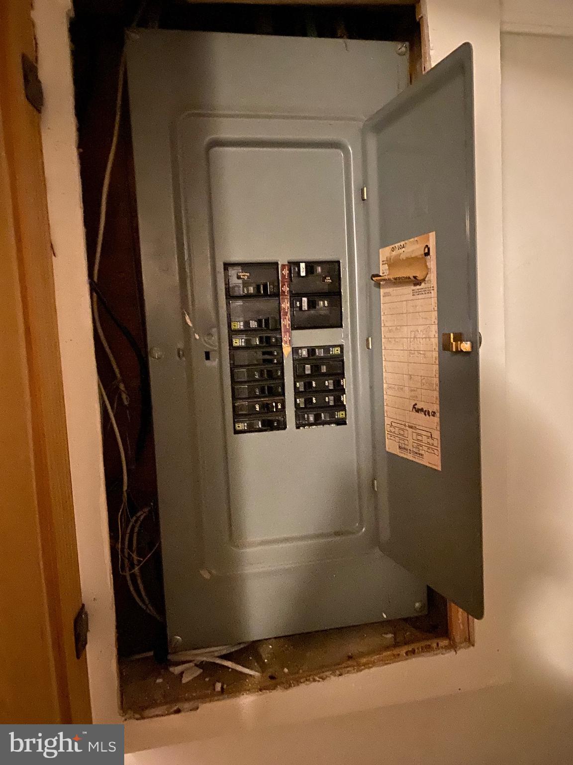 7907 Good Luck Road Lanham, MD 20706 - Photo 32 of 36 a view of cupboard