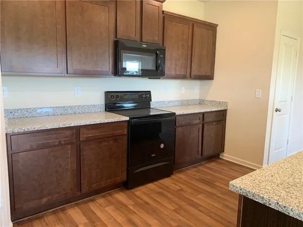 $1,900 | 929 Independence Avenue, Pendergrass, GA 30567