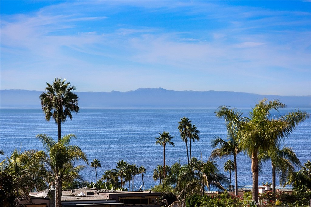 806 Emerald Bay Laguna Beach, CA 92651 - Photo 25 of 33 a view of a city