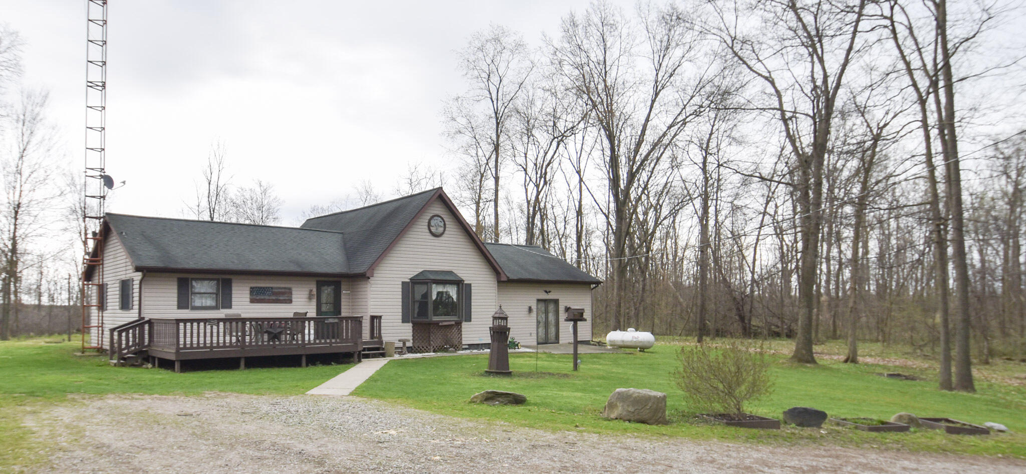 935 Phillip Road Montgomery, MI 49255 - Photo 2 of 49 DSC_0099