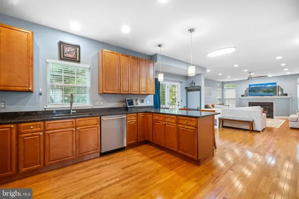 $849,999 | 9150 Stonegarden Drive, Lorton, VA 22079