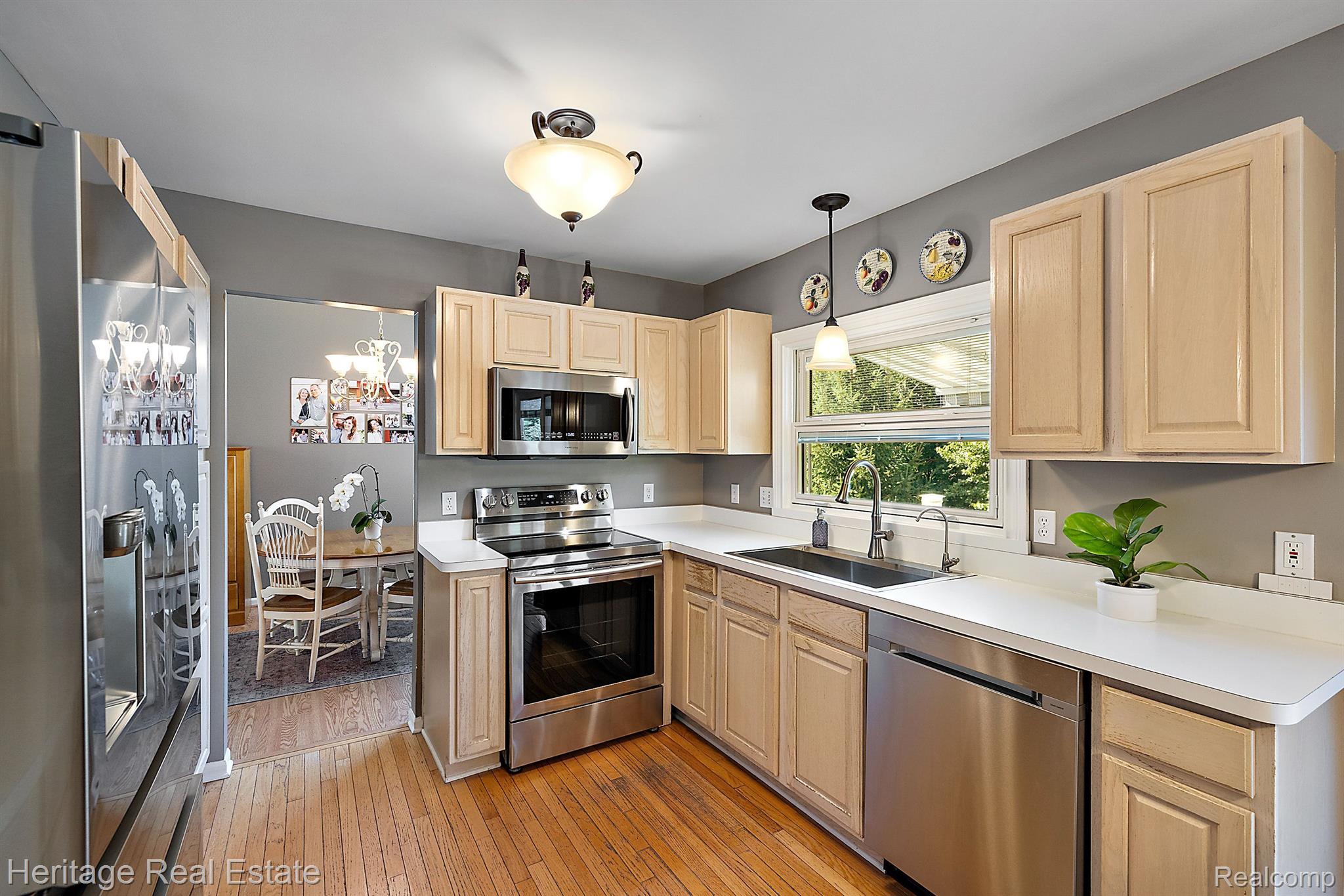 3647 Normandy Court Rochester, MI 48306 - Photo 22 of 55 Gallery Image 22