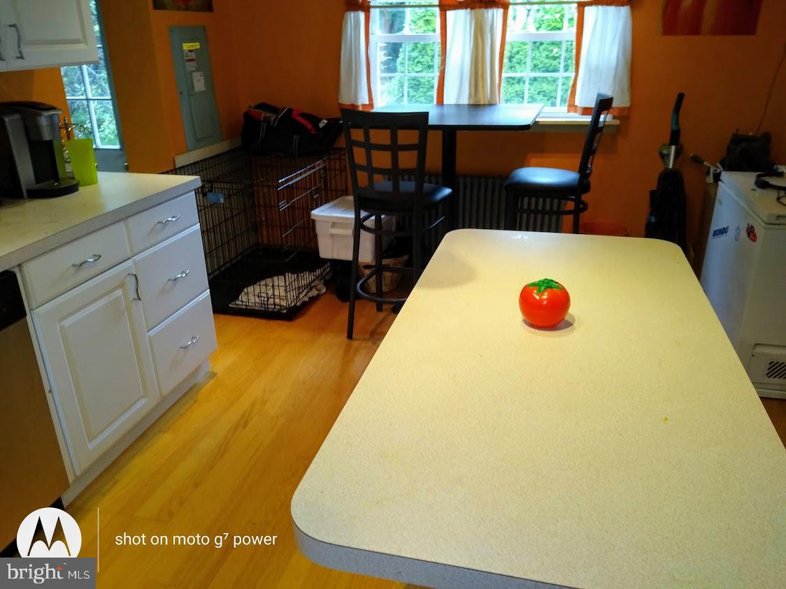 612 North Forklanding Road Maple Shade, NJ 08052 - Photo 6 of 24 Gallery Image 6