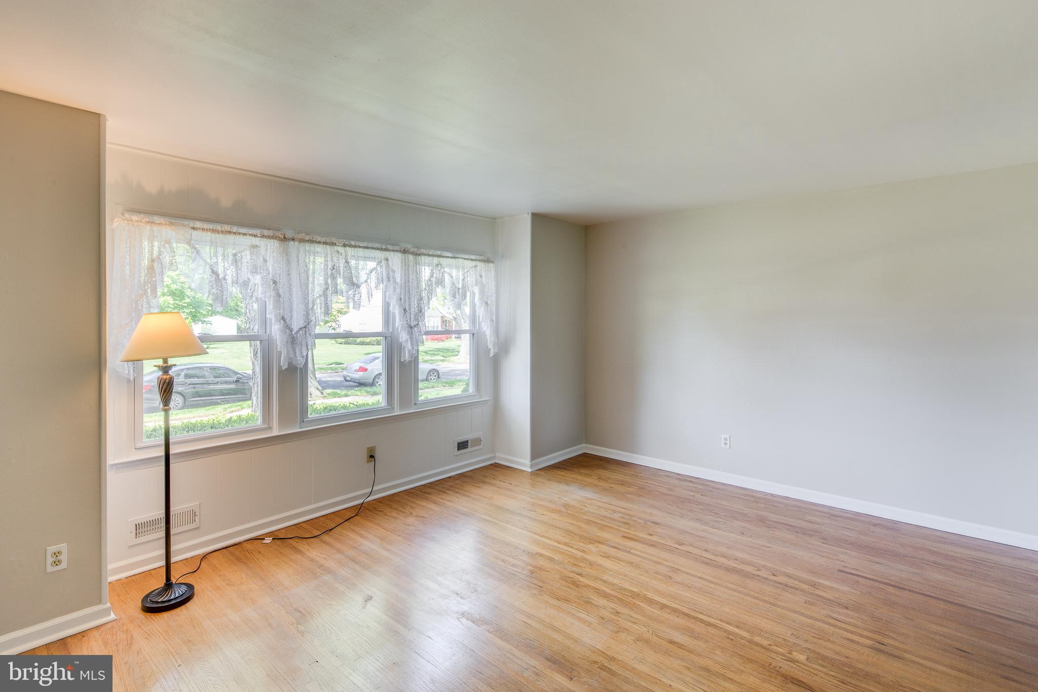 1918 Winesap Road Cherry Hill, NJ 08003 - Photo 2 of 26 Gallery Image 2