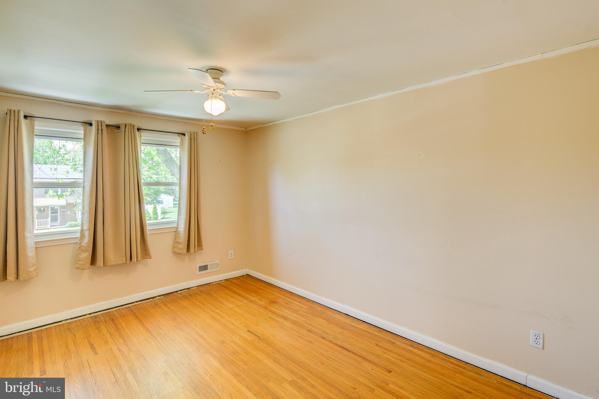 1918 Winesap Road Cherry Hill, NJ 08003 - Photo 16 of 26 Gallery Image 16
