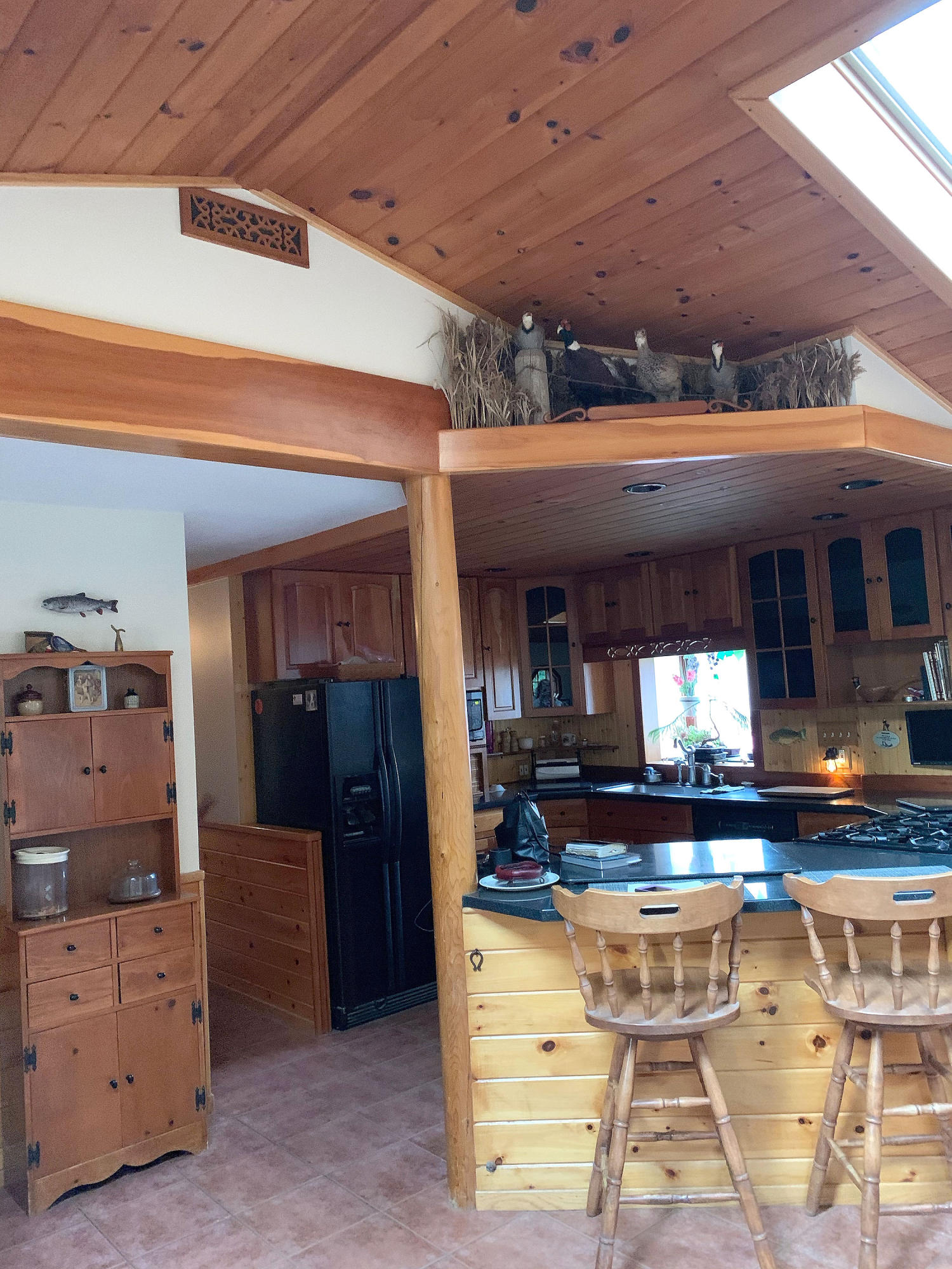 119 Kelleytown Road Bernard, ME 04612 - Photo 10 of 50 119Kelleytown_Interior018