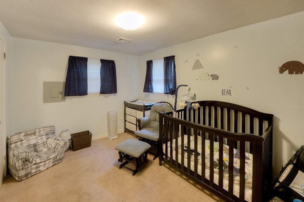 183 Corcoran Boulevard Springfield, MA 01118 - Photo 15 of 20 Gallery Image 15