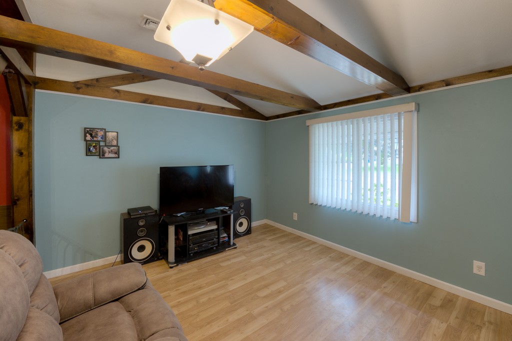 183 Corcoran Boulevard Springfield, MA 01118 - Photo 9 of 20 Gallery Image 9