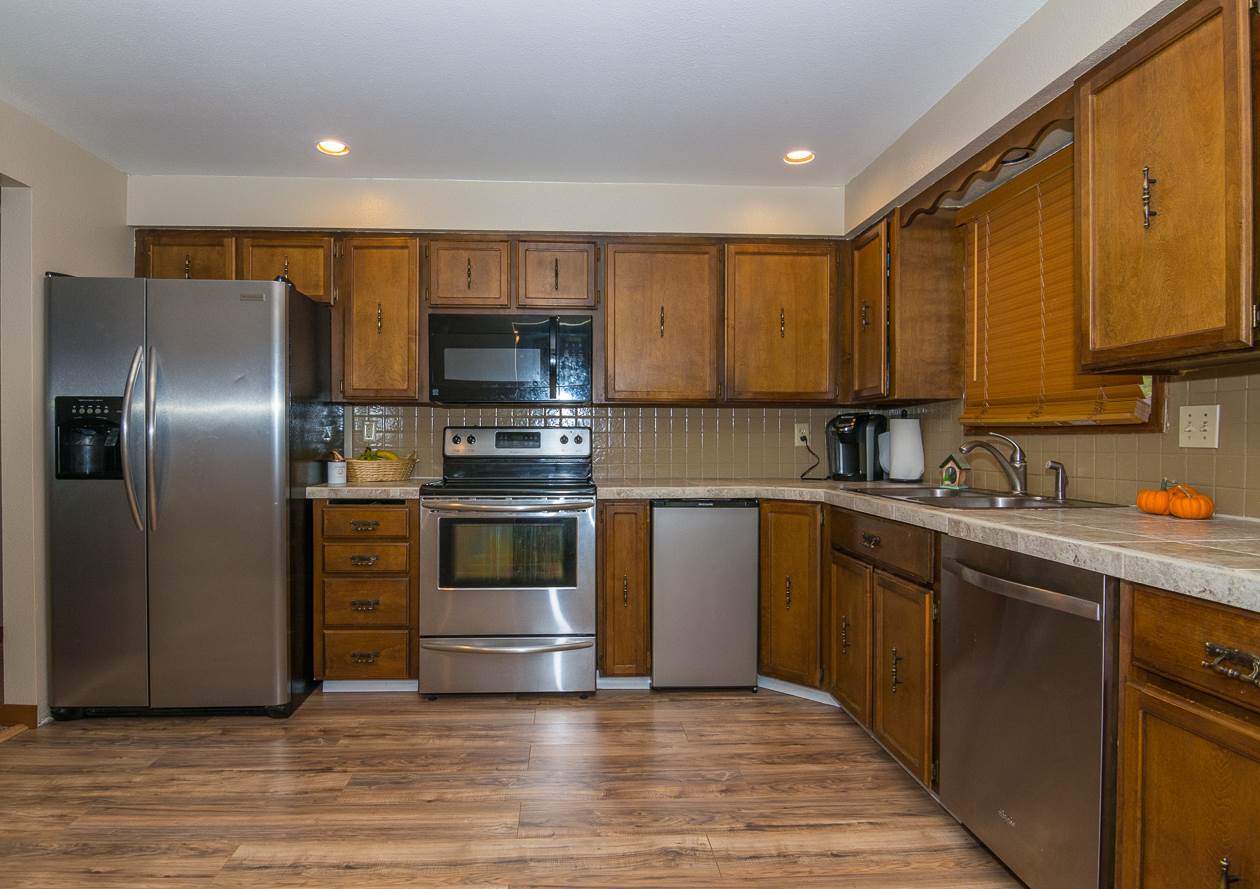 4617 South Woodruff Road Spokane Valley, WA 99206 - Photo 6 of 20 Gallery Image 6