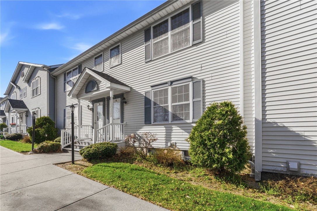 87 North Bend Street, Unit 8 Pawtucket, RI 02860 - Photo 2 of 30