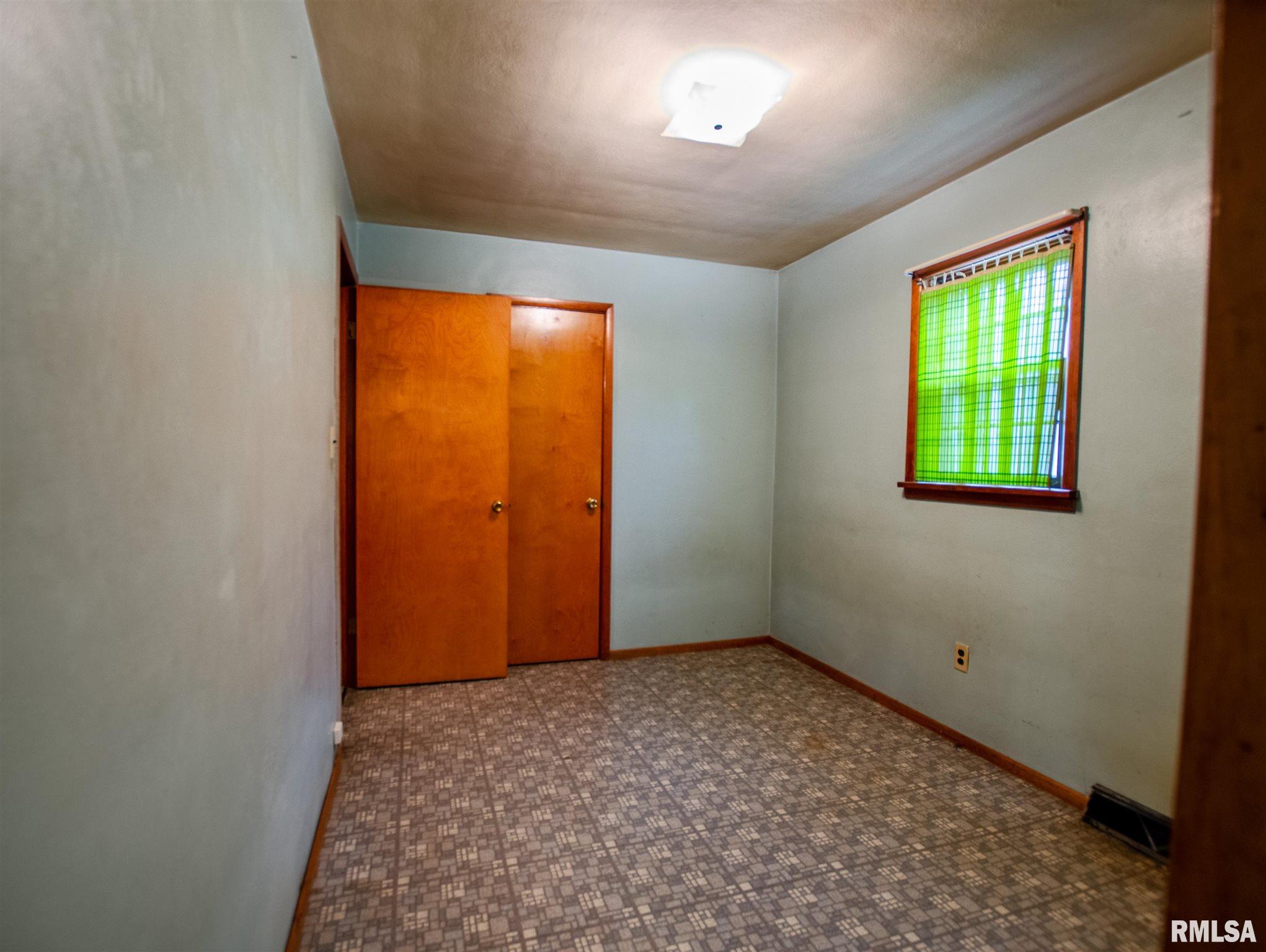 1104 North 19th Street Springfield, IL 62702 - Photo 15 of 30