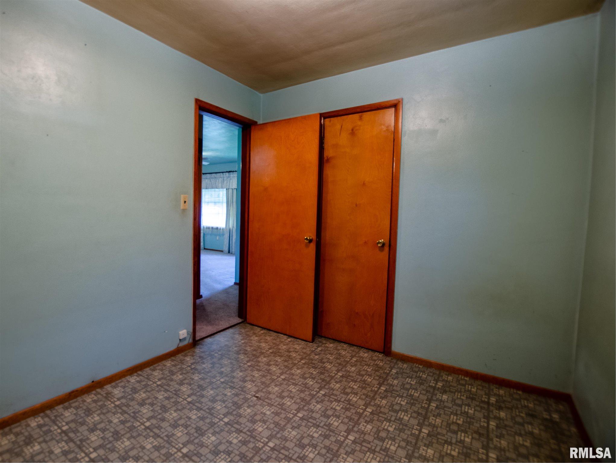 1104 North 19th Street Springfield, IL 62702 - Photo 17 of 30