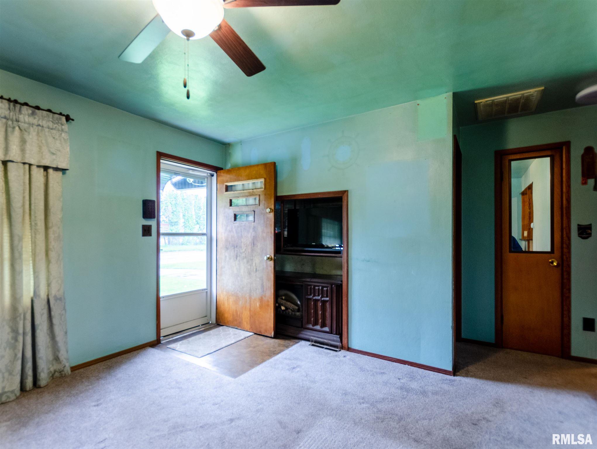 1104 North 19th Street Springfield, IL 62702 - Photo 5 of 30