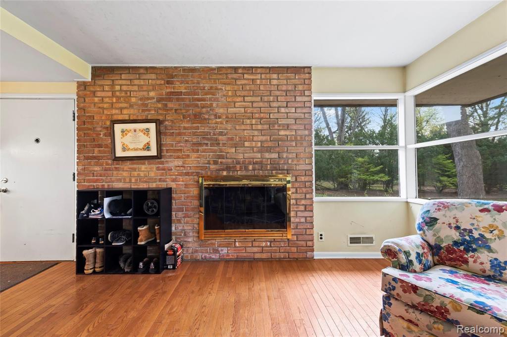 4165 Quarton Road Bloomfield Hills, MI 48301 - Photo 13 of 39