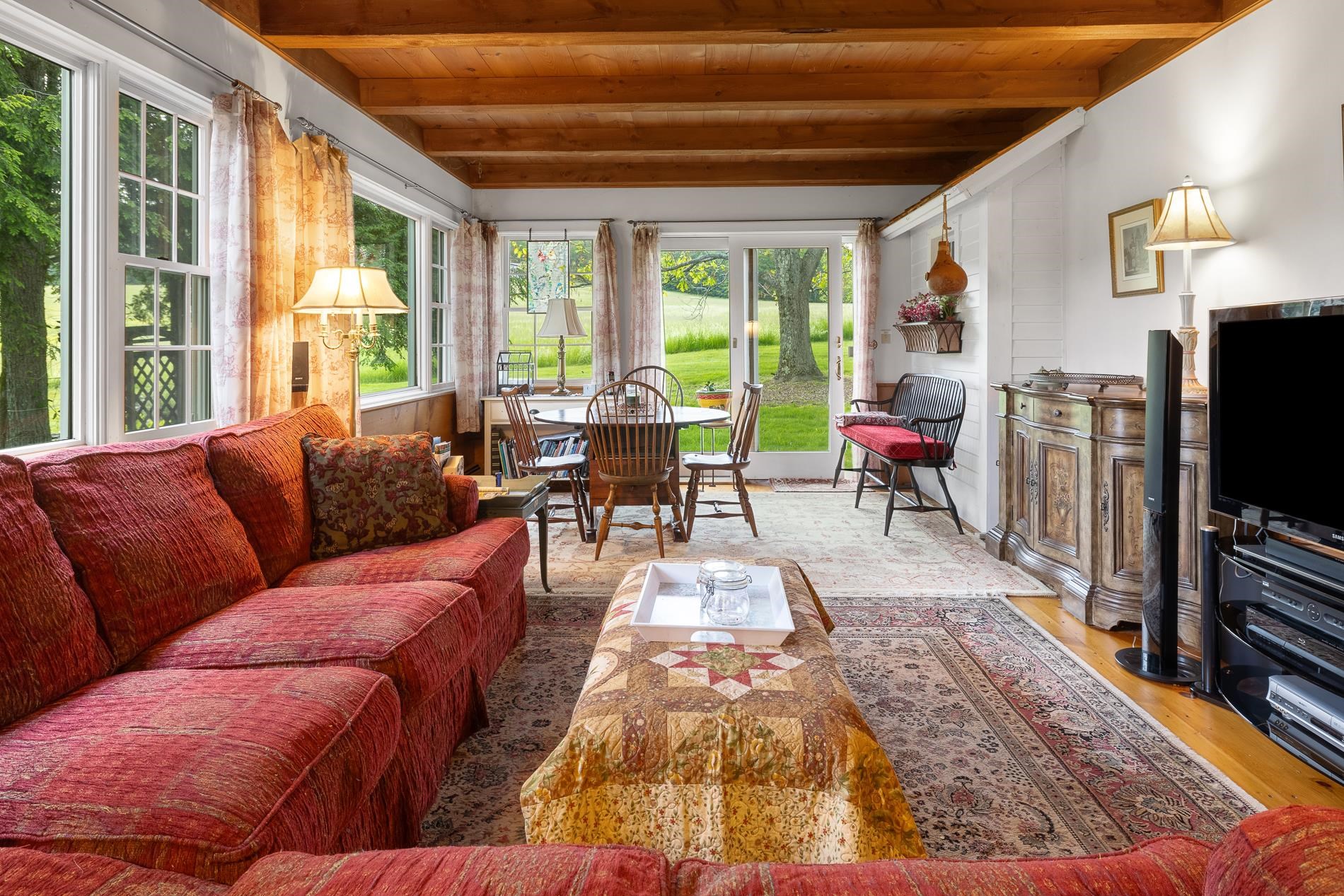 3398 Jericho Road Hartford, VT 05001 - Photo 19 of 40