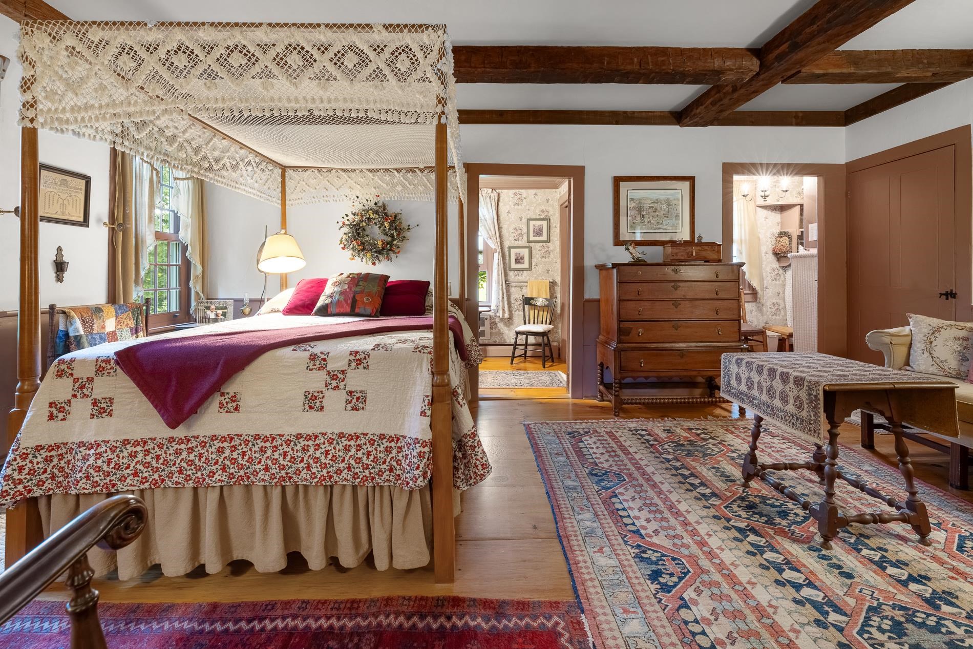 3398 Jericho Road Hartford, VT 05001 - Photo 5 of 40