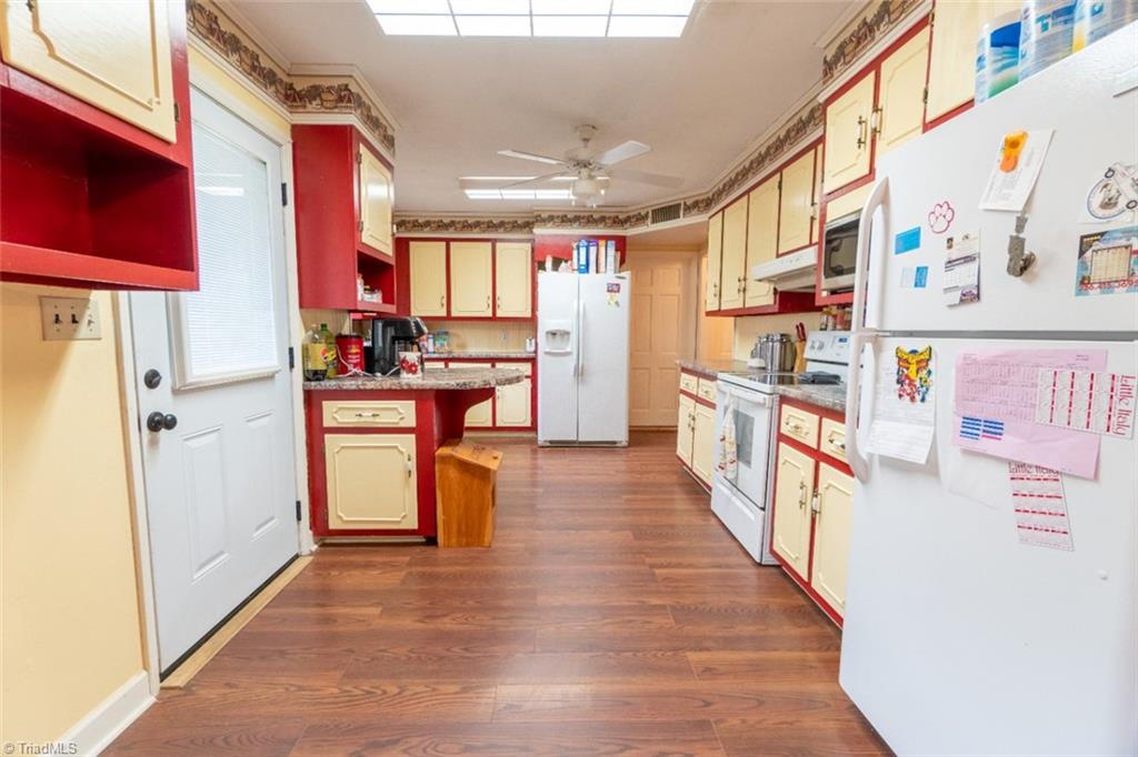 309 Chestnut Ridge Road Mount Airy, NC 27030 - Photo 14 of 49 Gallery Image 14