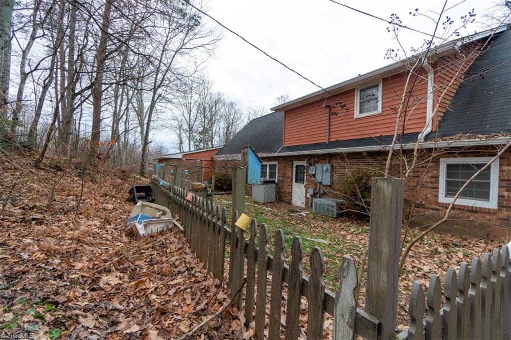309 Chestnut Ridge Road Mount Airy, NC 27030 - Photo 6 of 49 Gallery Image 6
