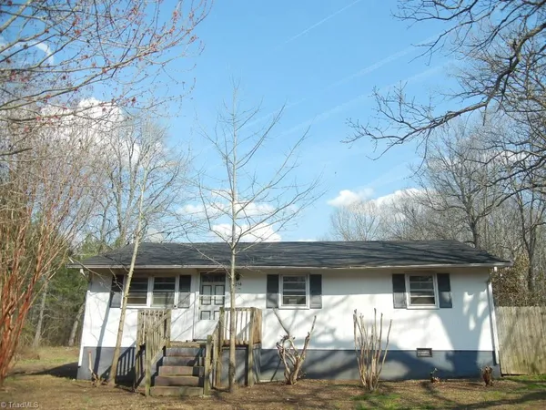 $74,900 | 1034 Cascade Avenue, Eden, NC 27288