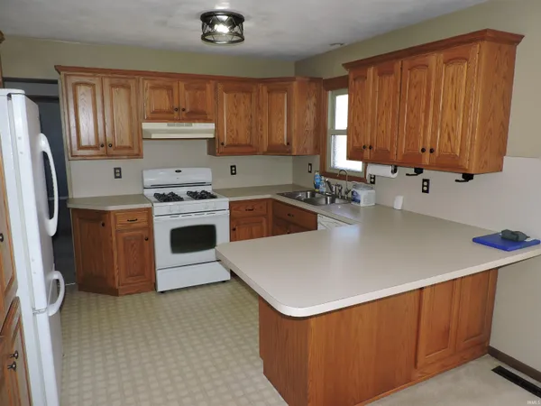 $289,900 | 2904 Sharon Street, Winona Lake, IN 46590