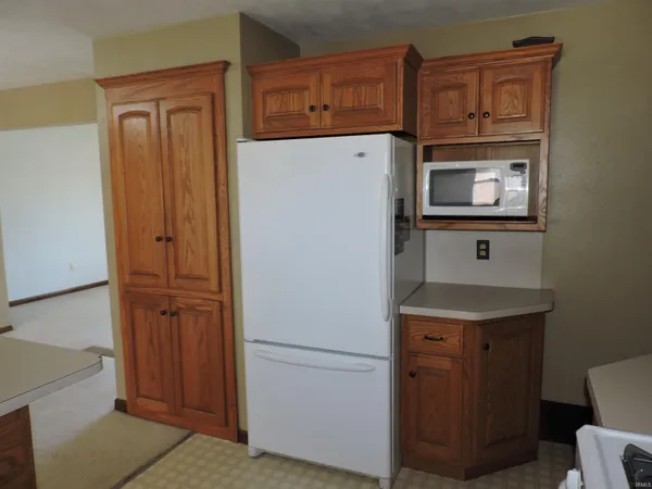 $289,900 | 2904 Sharon Street, Winona Lake, IN 46590