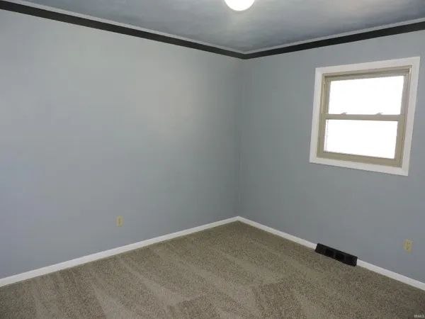 $289,900 | 2904 Sharon Street, Winona Lake, IN 46590
