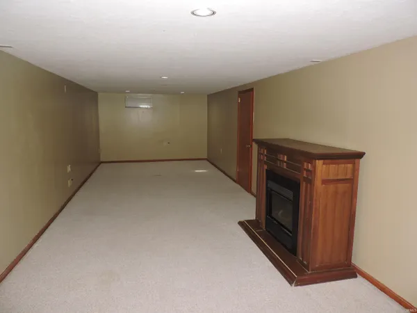 $289,900 | 2904 Sharon Street, Winona Lake, IN 46590