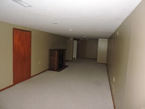 $289,900 | 2904 Sharon Street, Winona Lake, IN 46590
