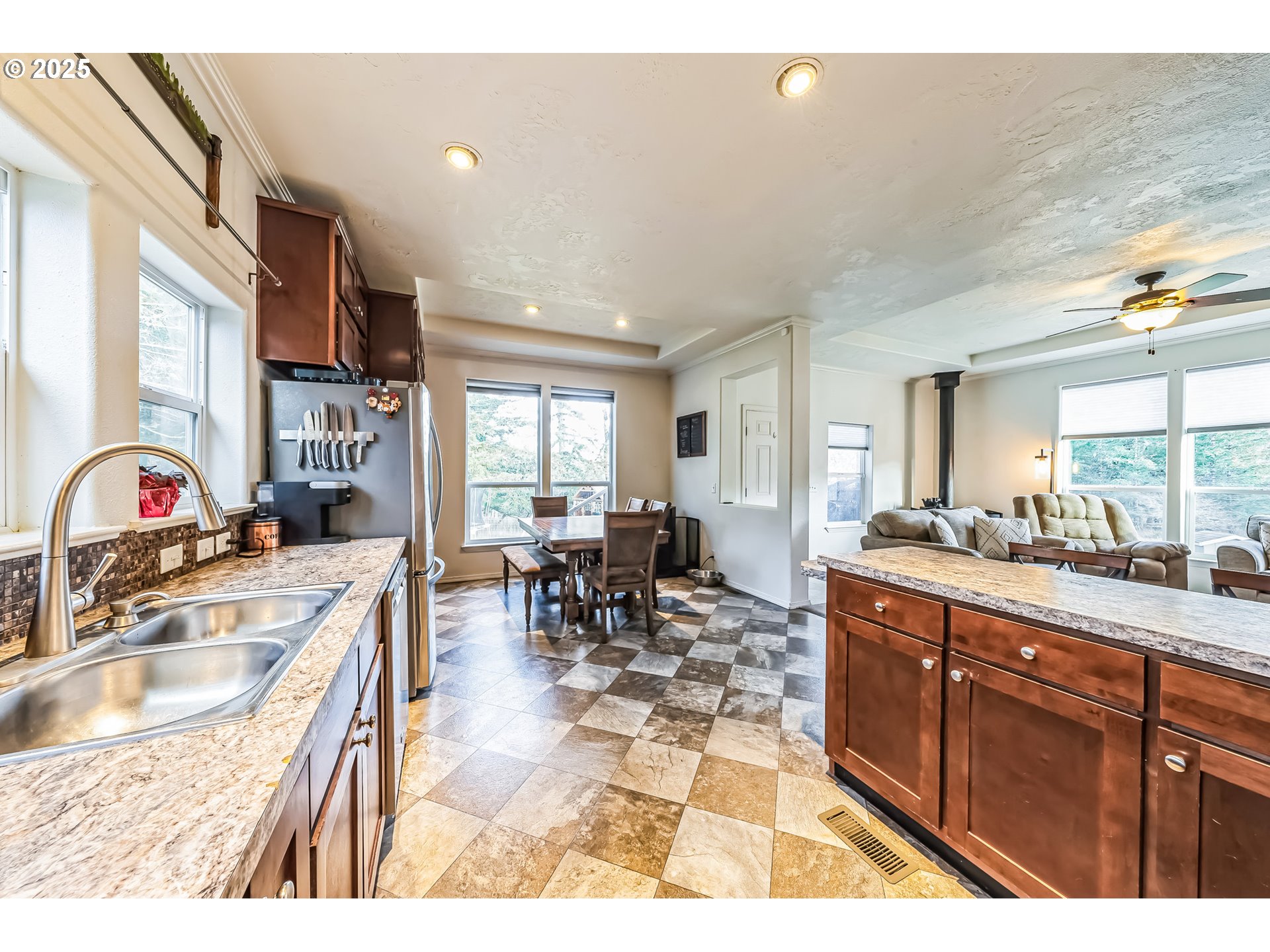 5400 Violet Drive Sheridan, OR 97378 - Photo 13 of 48