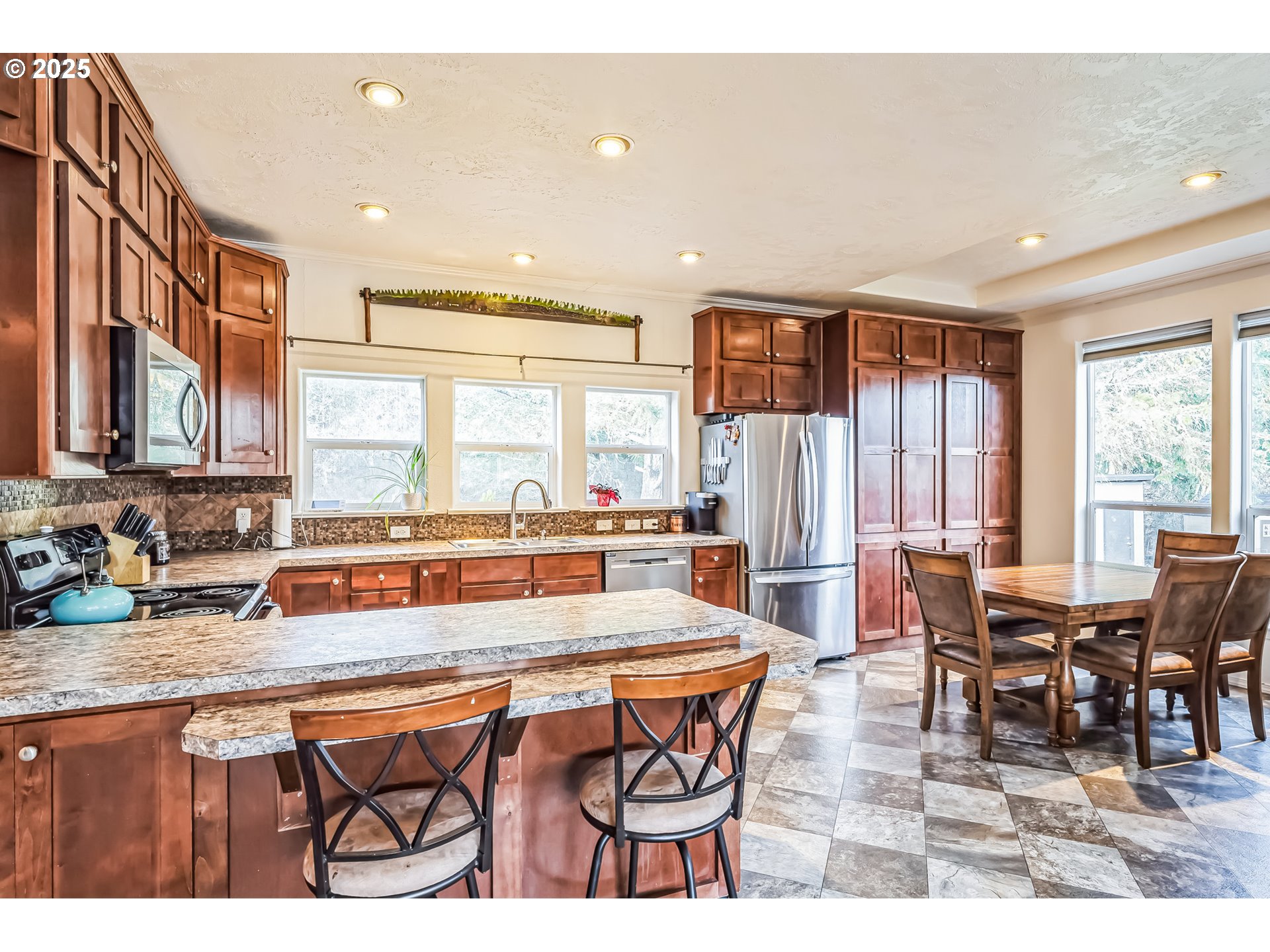 5400 Violet Drive Sheridan, OR 97378 - Photo 8 of 48