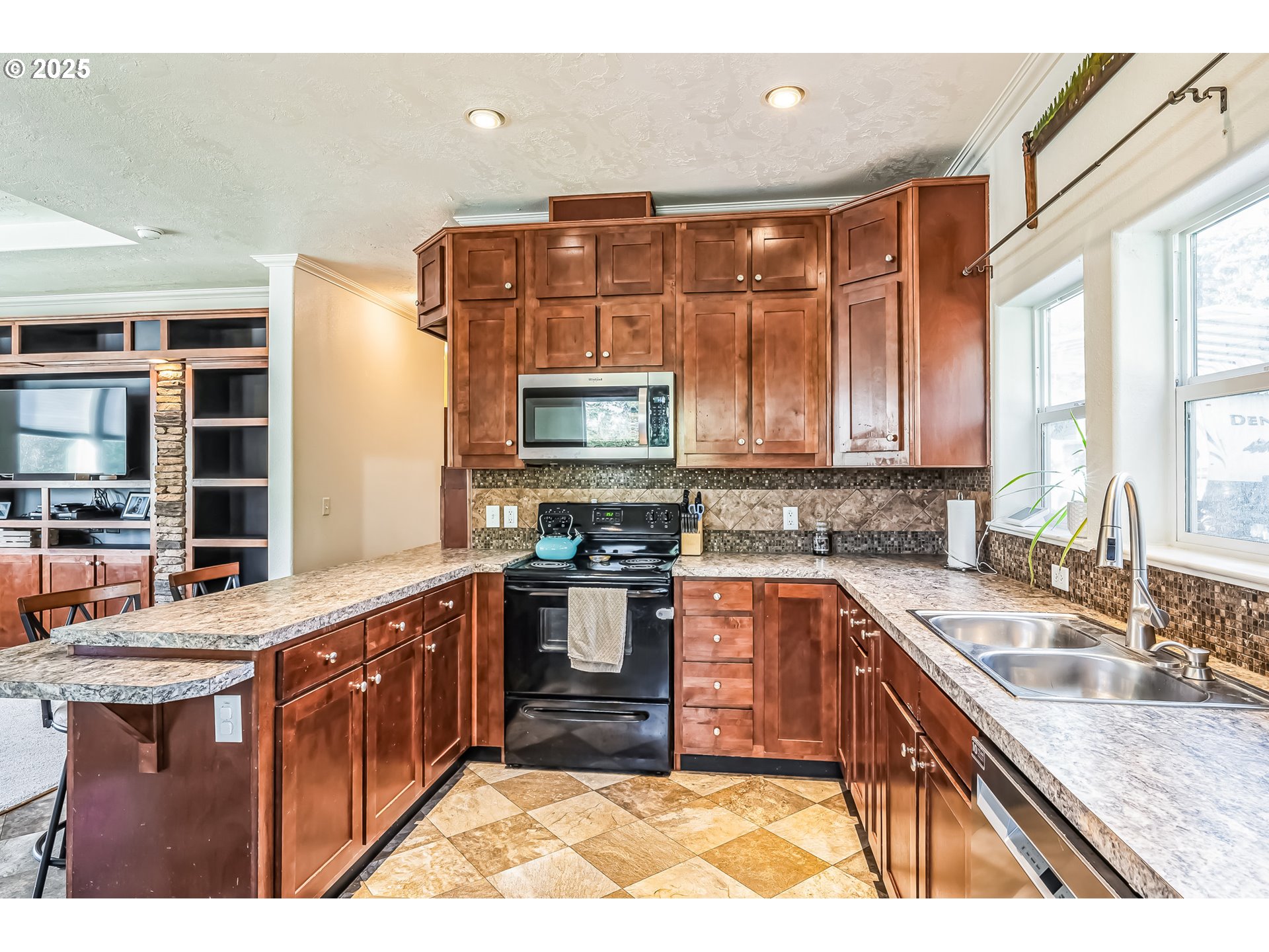 5400 Violet Drive Sheridan, OR 97378 - Photo 10 of 48