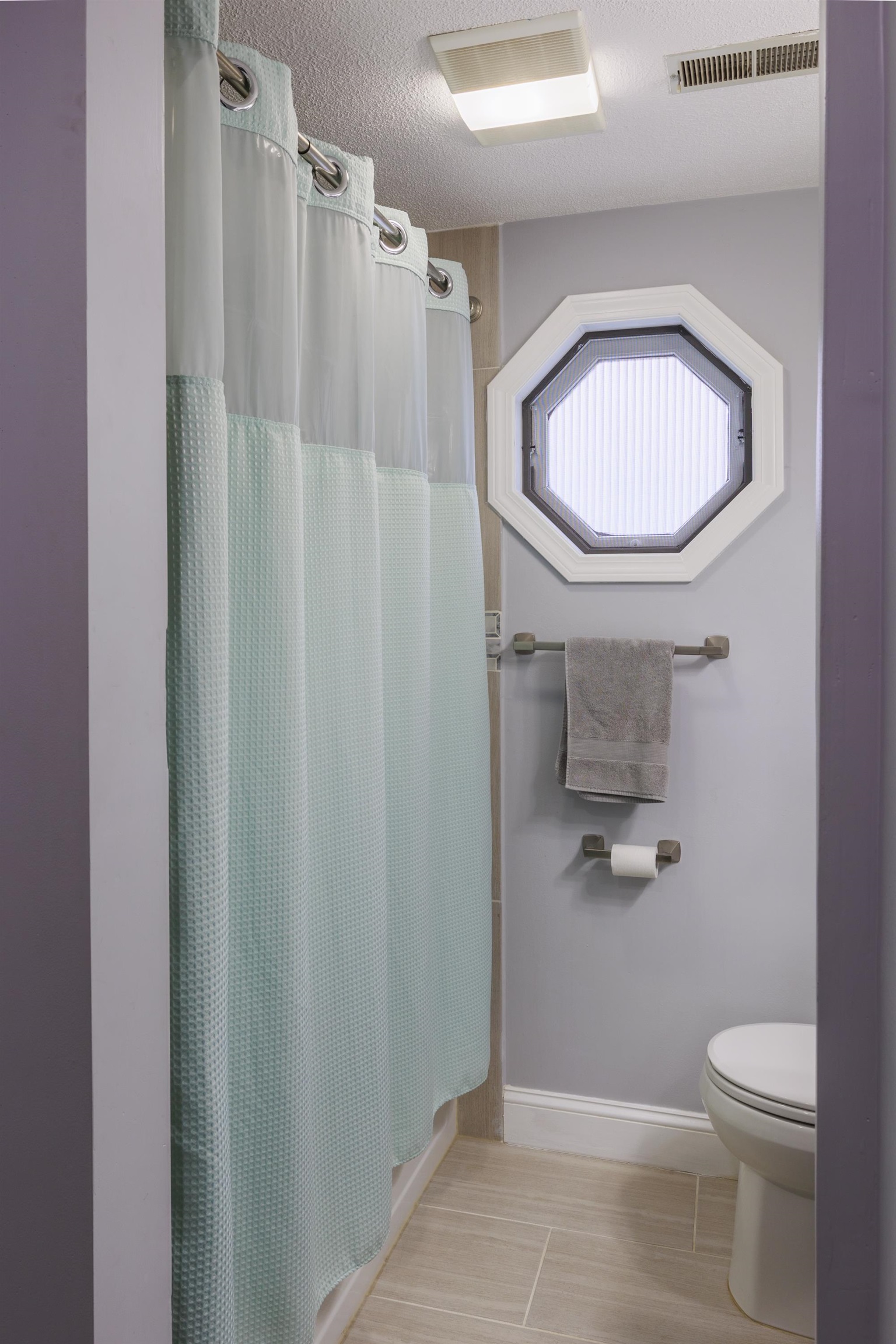 11 Stacey Circle, Unit 11 Windham, NH 03087 - Photo 16 of 29