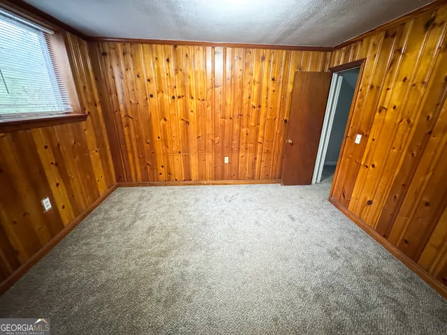 $184,900 | 201 South Chilton Crescent, LaGrange, GA 30240