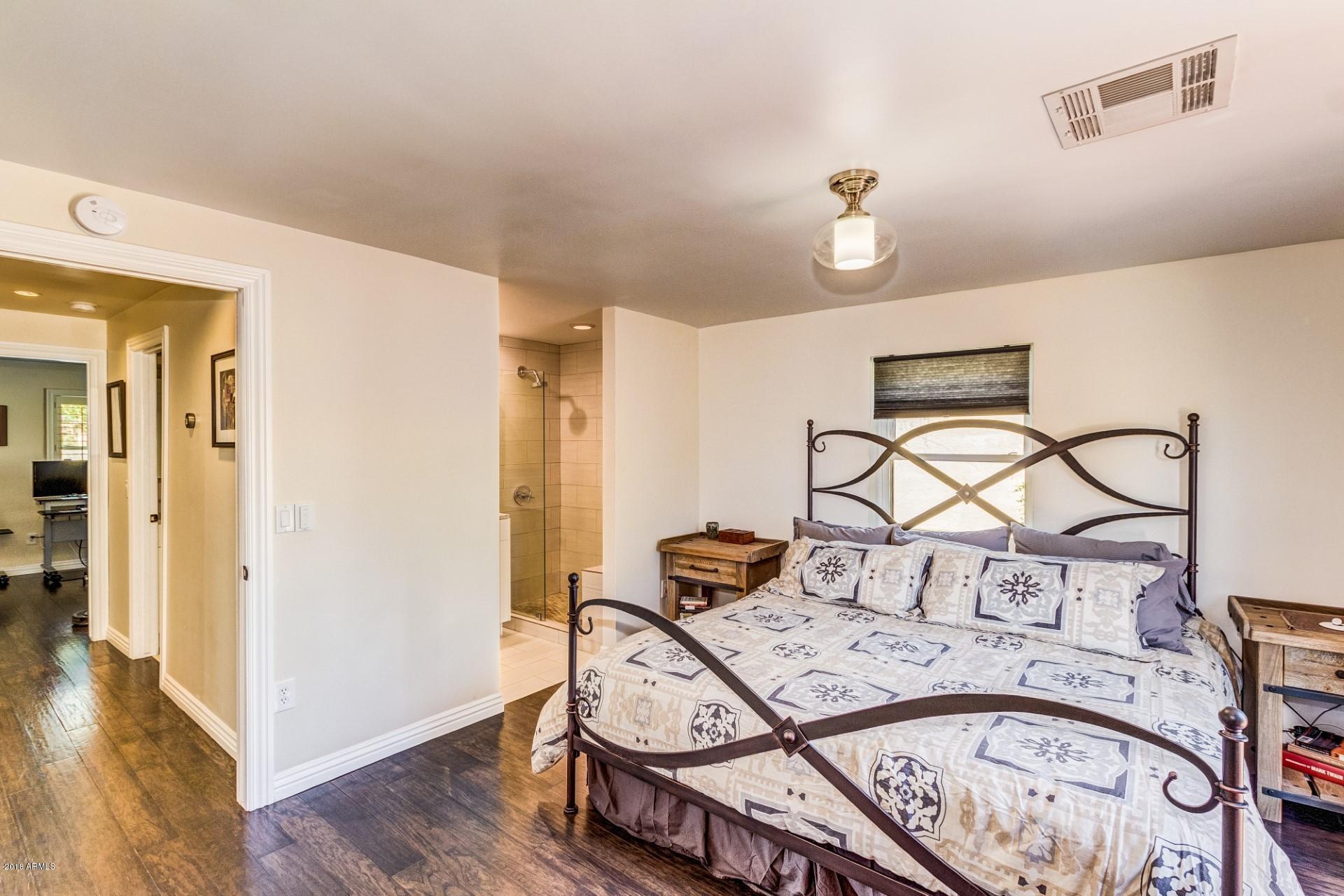 1318 East Almeria Road Phoenix, AZ 85006 - Photo 14 of 35 6a45d0abc794df7f6100e564802302f9