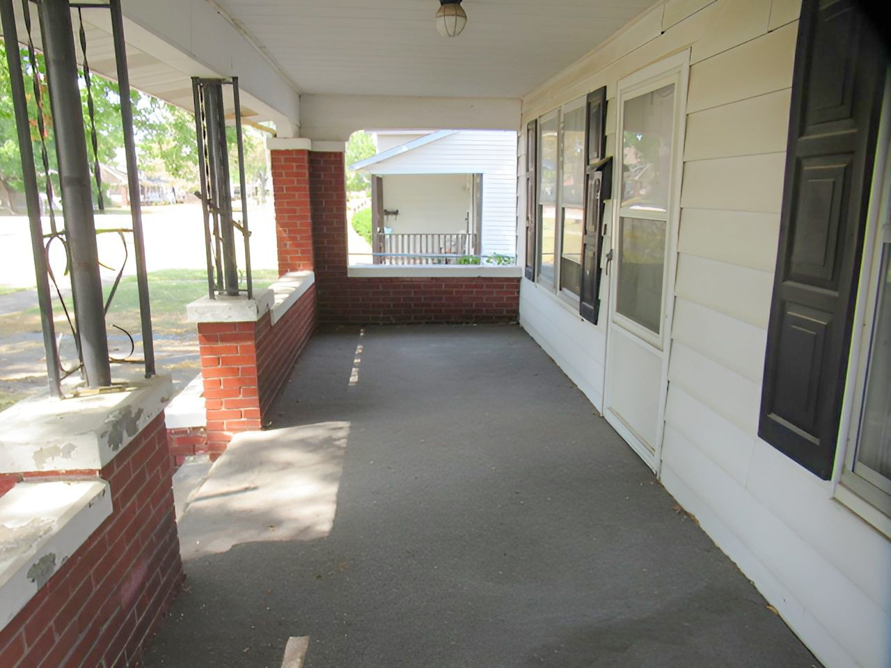 2808 Prairie Avenue Mattoon, IL 61938 - Photo 2 of 20