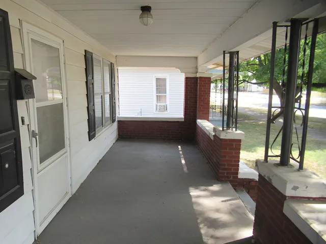 $54,900 | 2808 Prairie Avenue, Mattoon, IL 61938