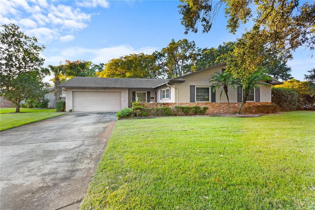 2743 Merrie Oaks Road Winter Park, FL 32792 - Photo 2 of 22 Gallery Image 2
