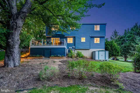 $1,250,000 | 933 War Admiral Street, Great Falls, VA 22066