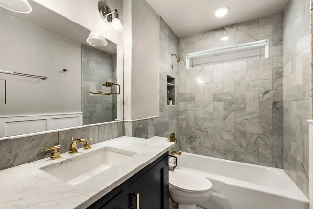 $1,900 | 5800 Glenhollow Path, Austin, TX 78745