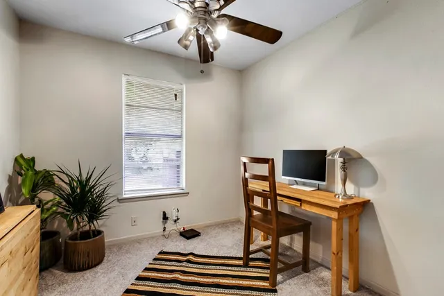 $1,900 | 5800 Glenhollow Path, Austin, TX 78745