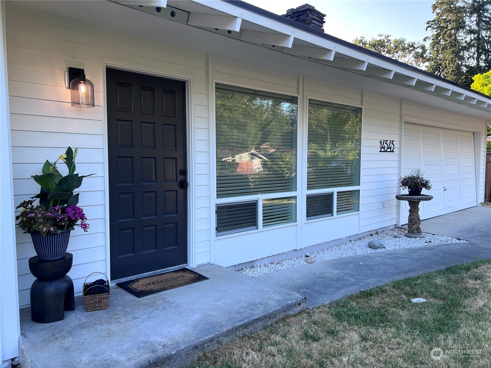 14545 166th Place Southeast Renton, WA 98059 - Photo 1 of 28 a view of front door and yard