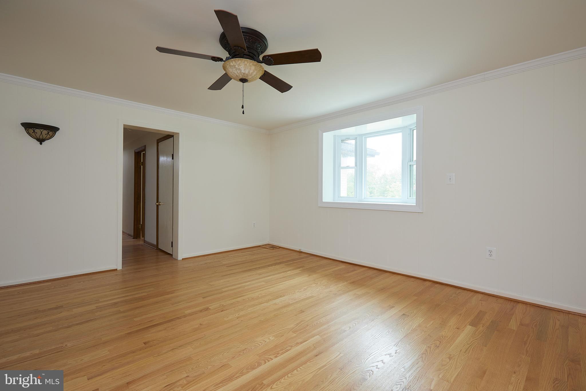 17212 Donora Road Silver Spring, MD 20905 - Photo 12 of 34