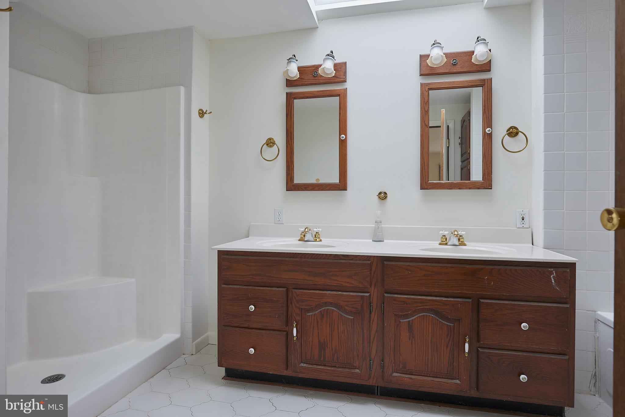 17212 Donora Road Silver Spring, MD 20905 - Photo 14 of 34
