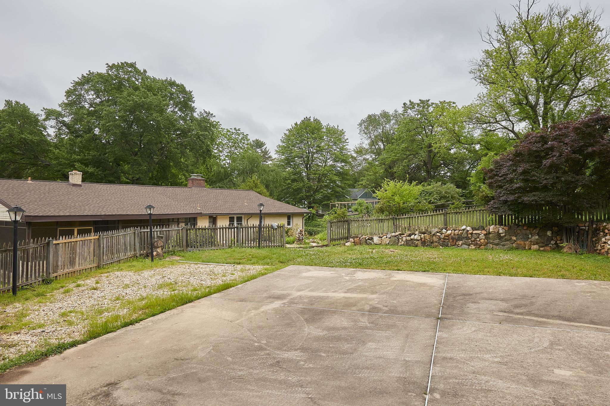 17212 Donora Road Silver Spring, MD 20905 - Photo 25 of 34