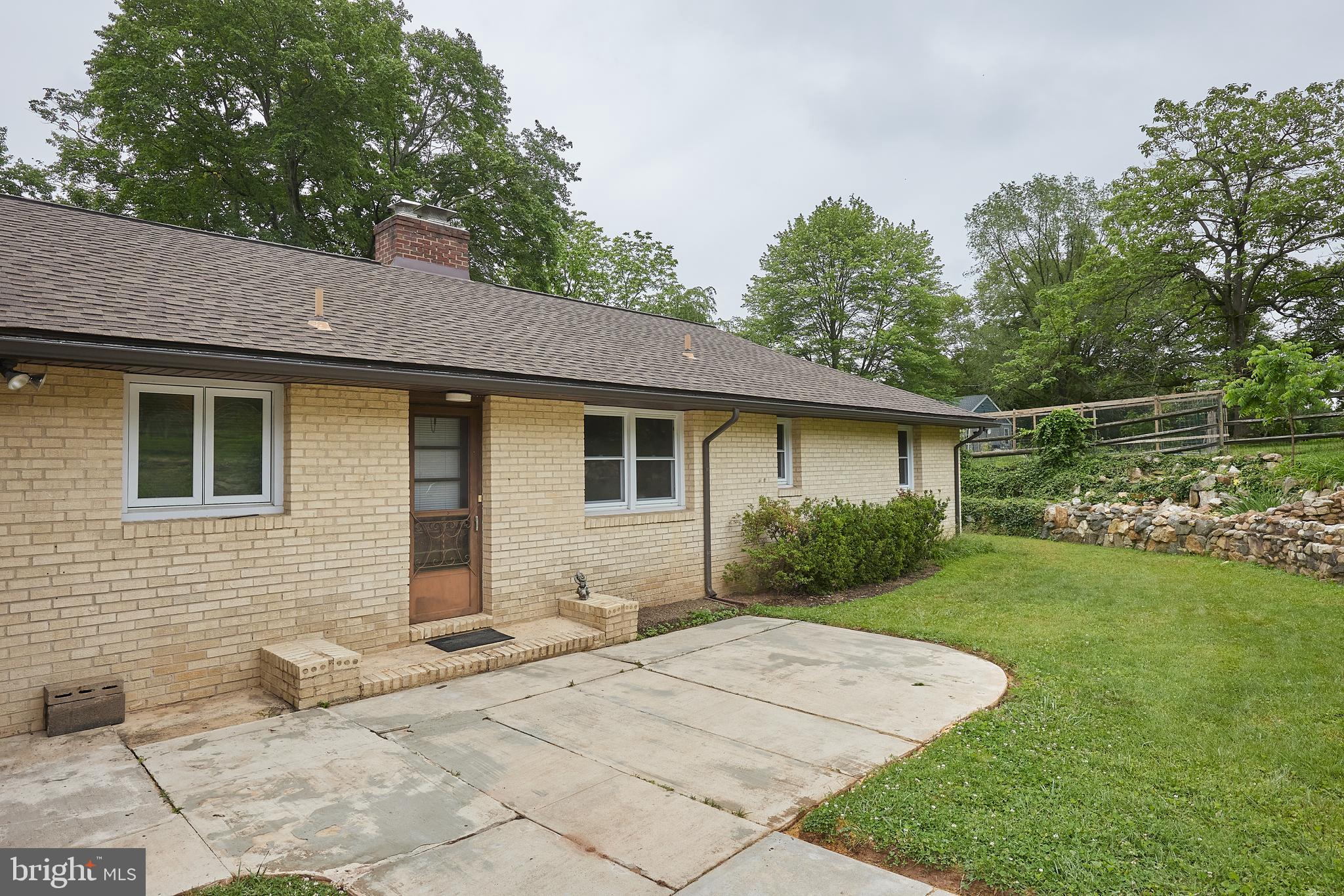 17212 Donora Road Silver Spring, MD 20905 - Photo 29 of 34