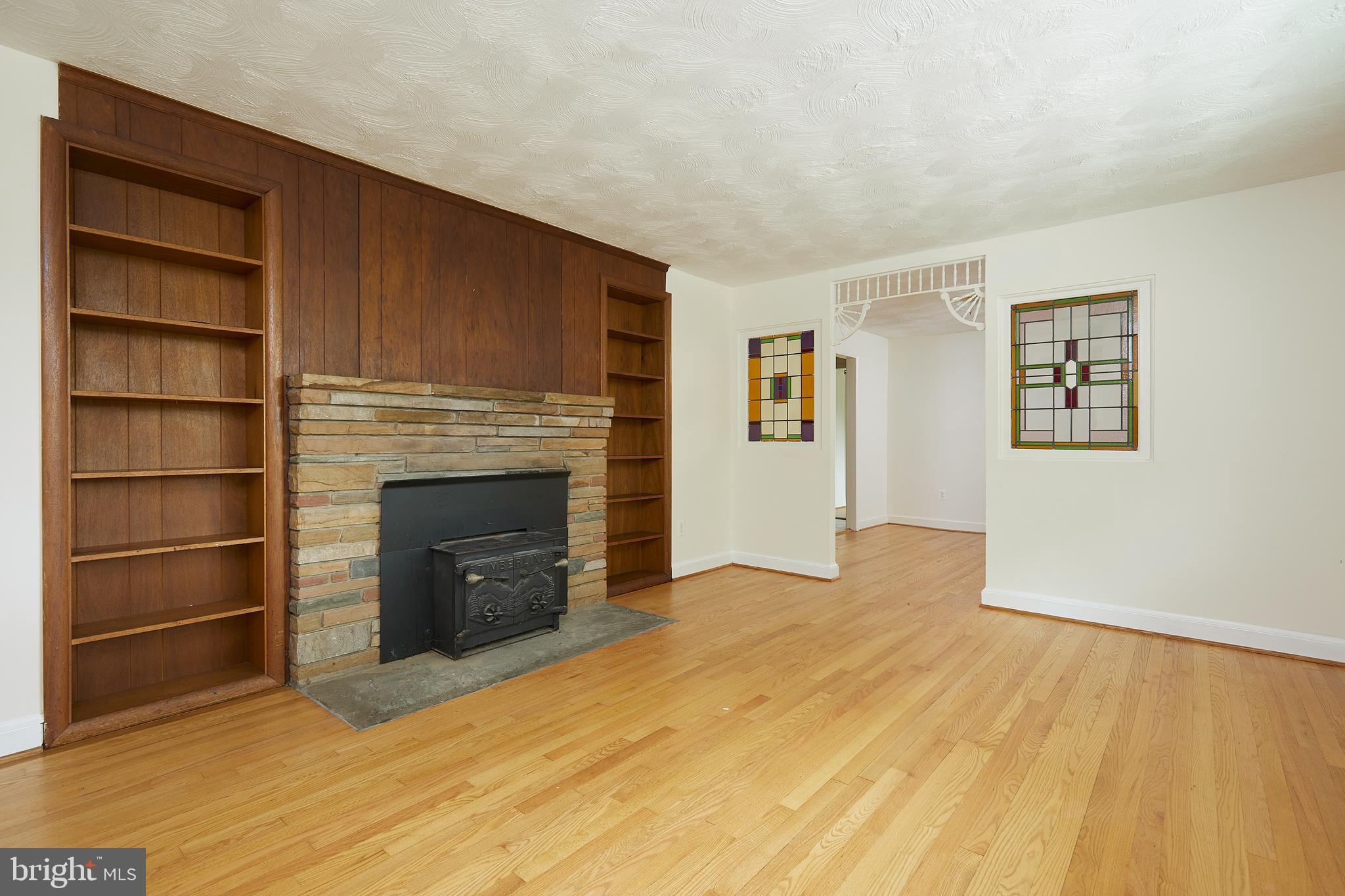 17212 Donora Road Silver Spring, MD 20905 - Photo 4 of 34