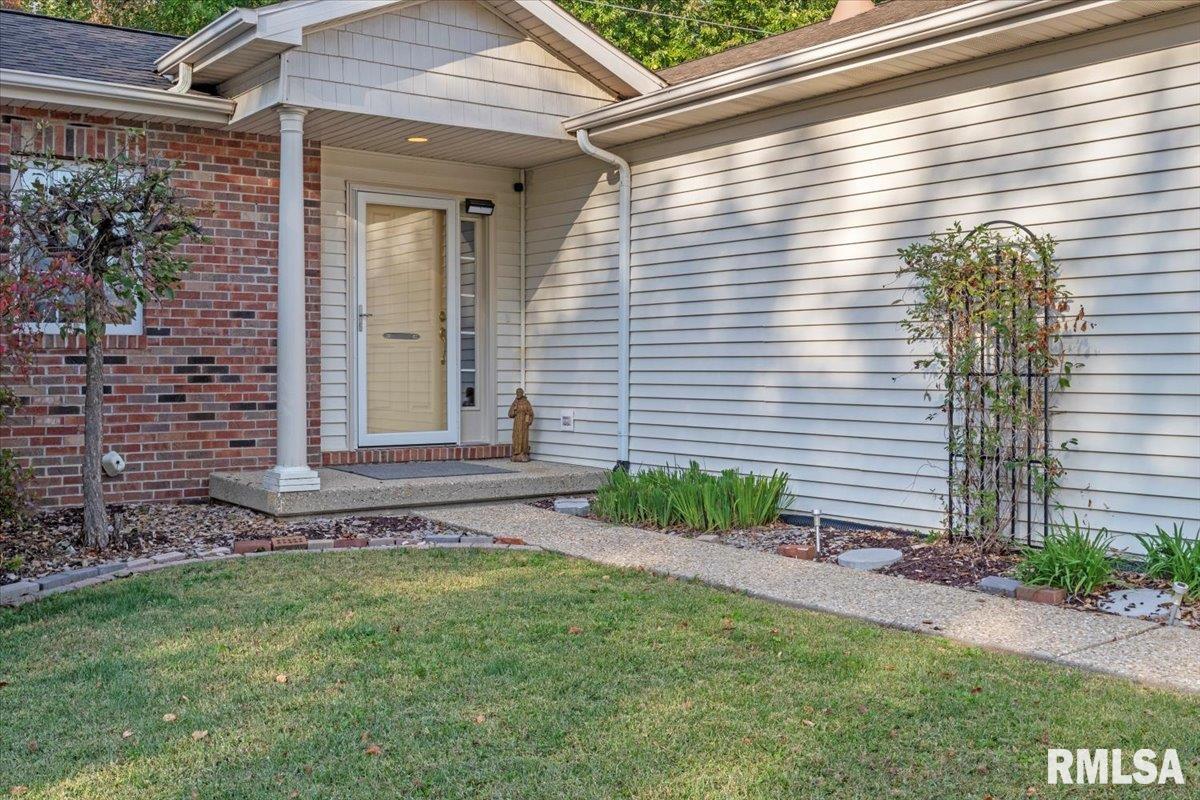 4121 Camomile Lane Springfield, IL 62711 - Photo 3 of 34 Gallery Image 3