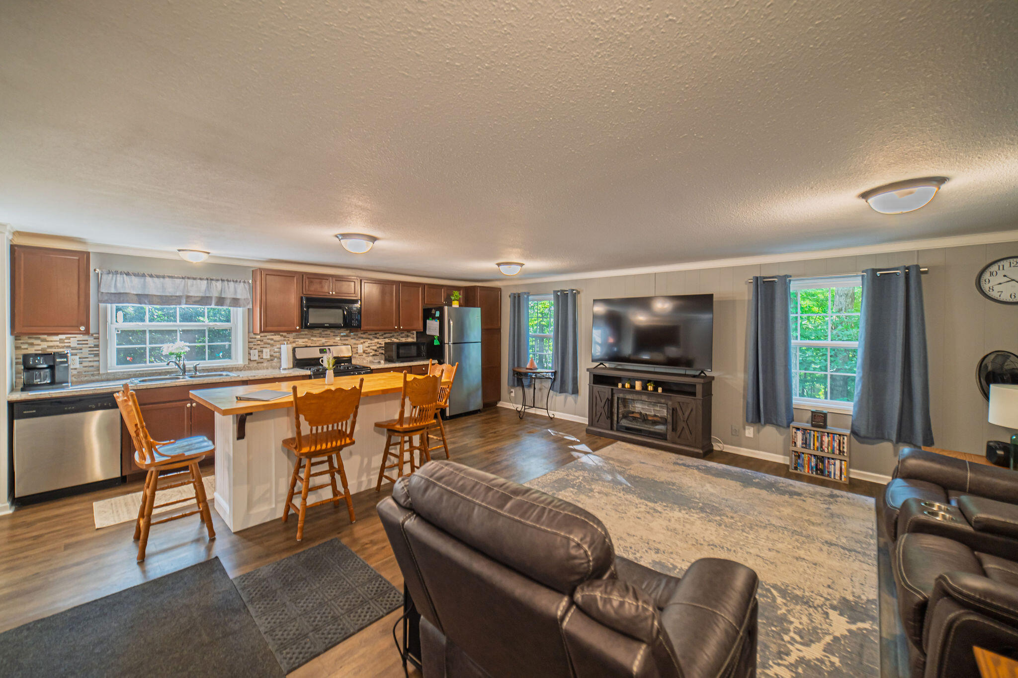 710 Lindsey Road Grand Rivers, KY 42045 - Photo 2 of 29 710Lindseyrd-70