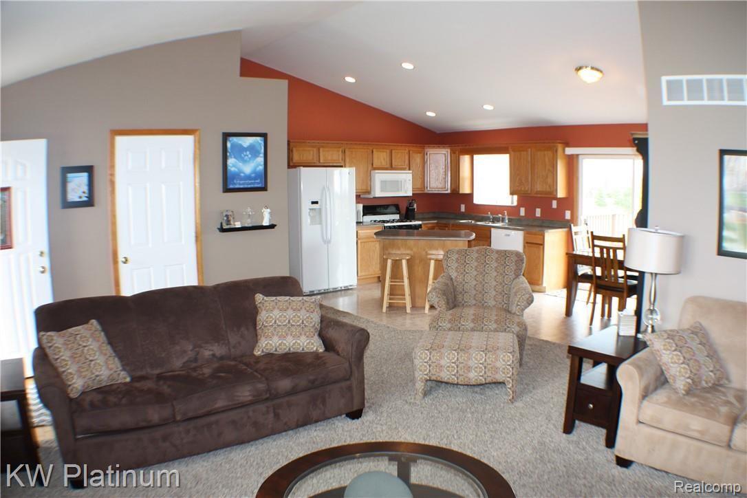 7244 Vincent Road Jeddo, MI 48032 - Photo 18 of 23 IMG_0448.JPG